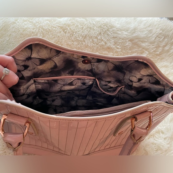 🌸 Ted Baker Tote - Picture 8 of 14